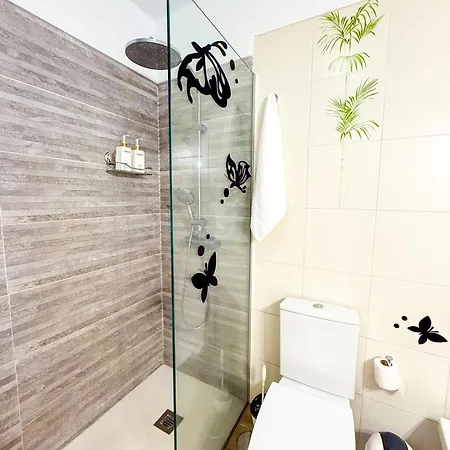 Gigantes Cliff House アパート