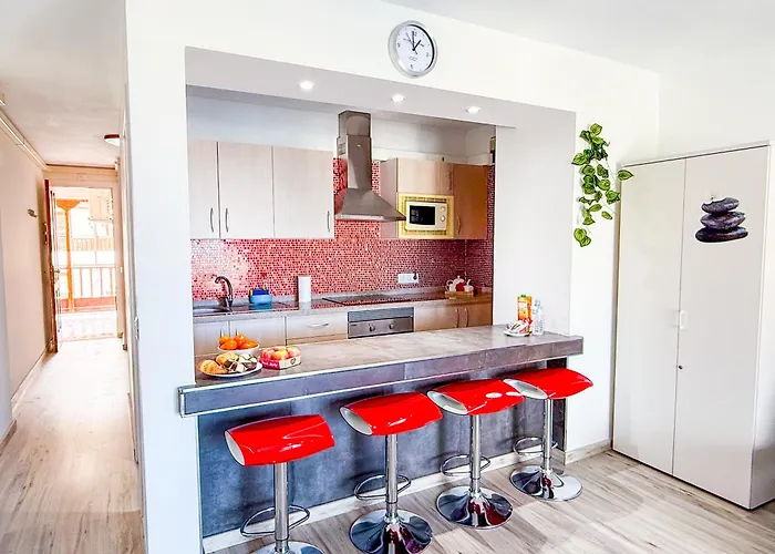 Gigantes Cliff House